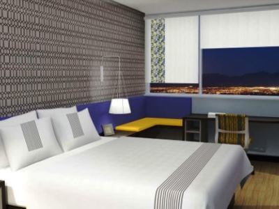 Glō Western Dallas Hotel DeSoto